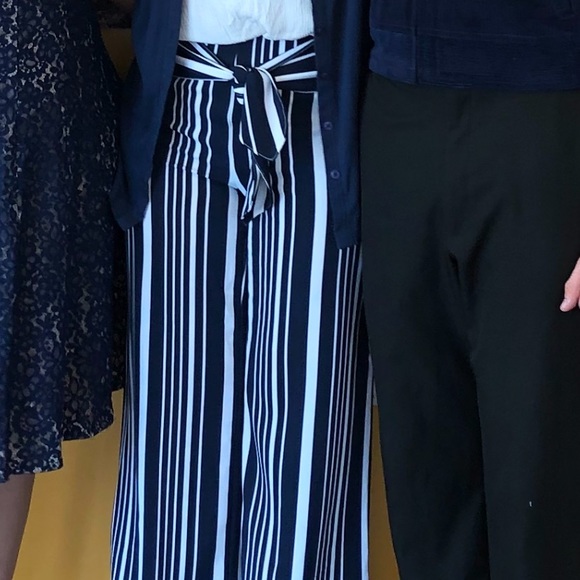 White & Navy Striped Dress Pants w/ tie in front - Picture 2 of 4
